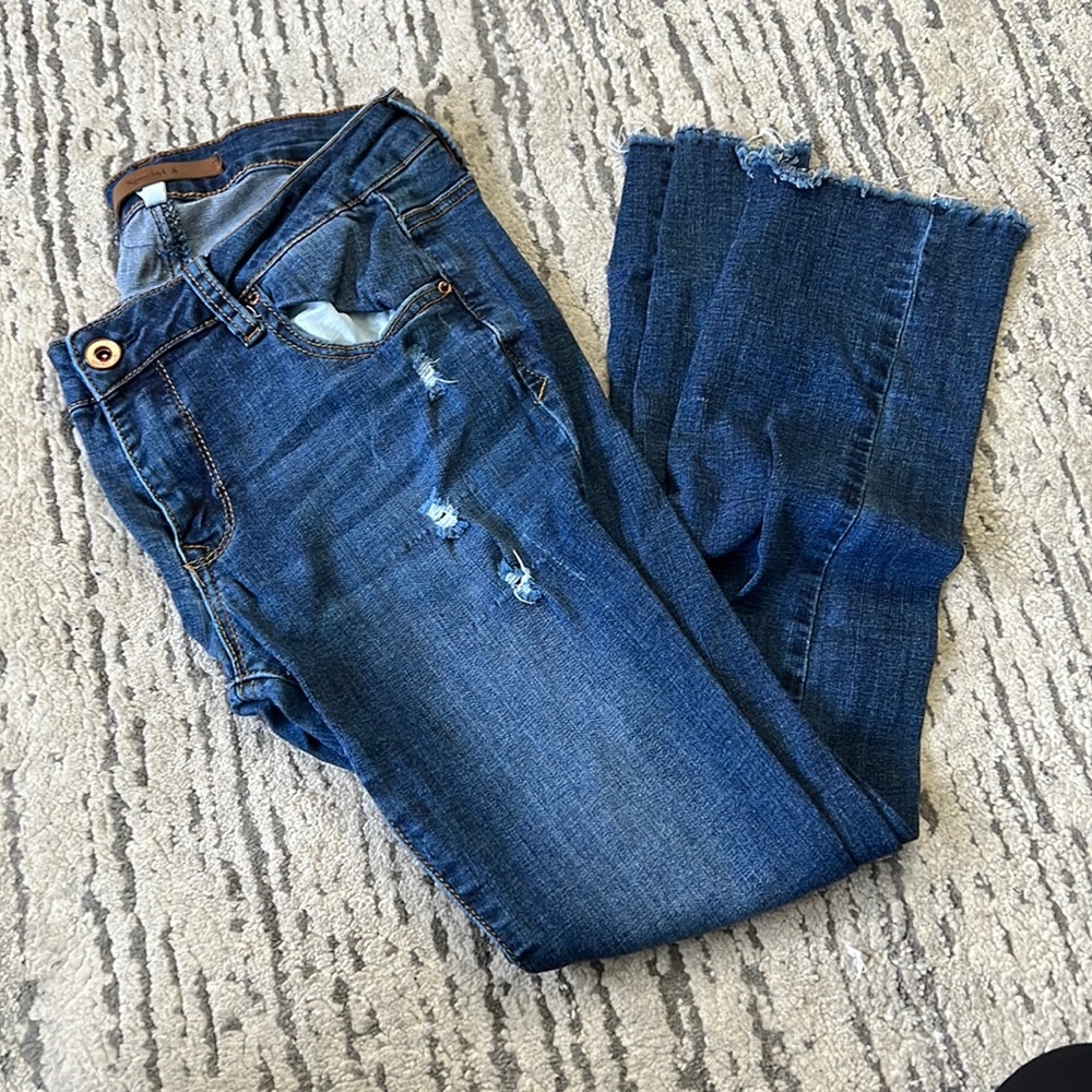 Mid-Rise distressed jeans